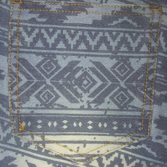 Aztec Print Jeans - Picture 3 of 6